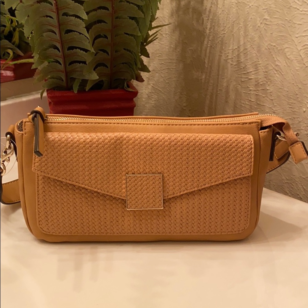 Market&Spruce Honey tan crossbody